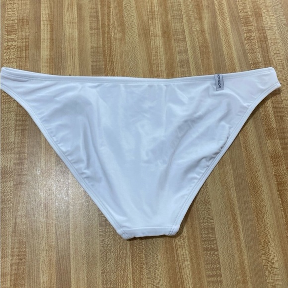 Body Glove Women's Basic Solid Fuller Coverage Bikini Bottom Swimsuit NWT XL - Picture 9 of 10